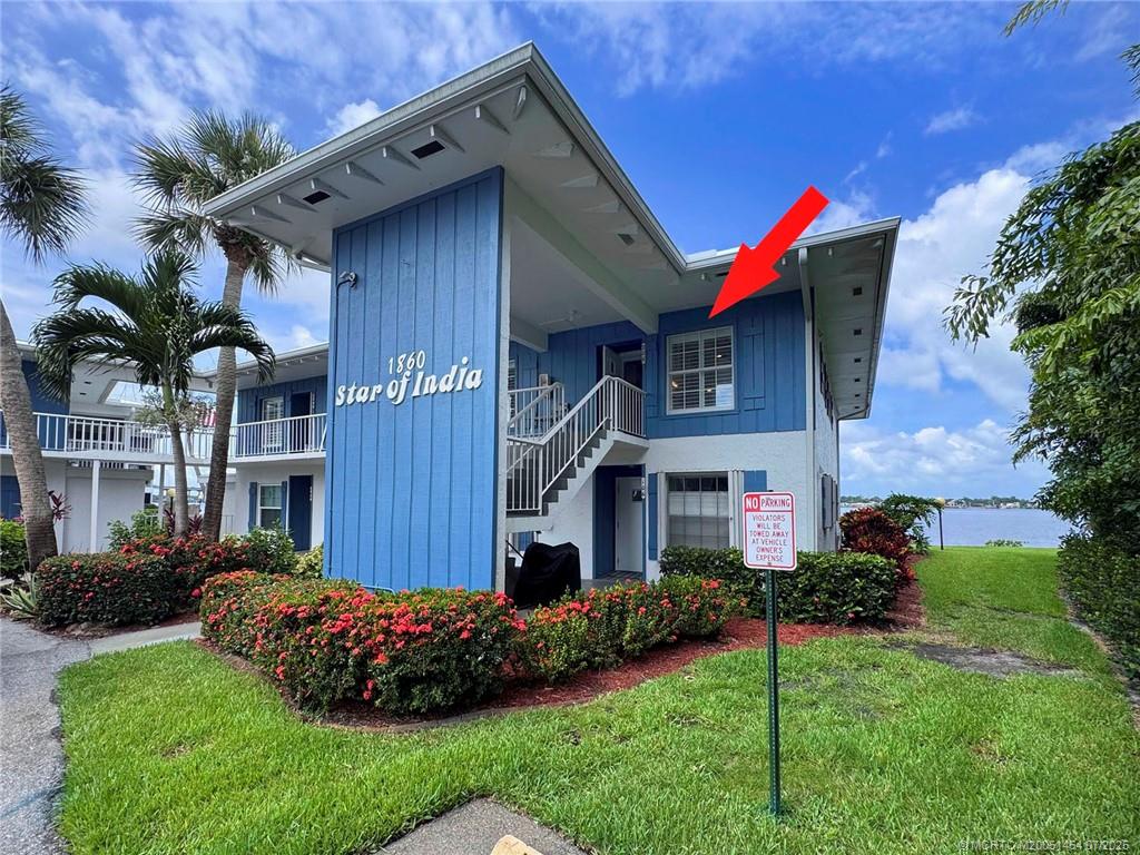 1860 SW Palm City Road 206