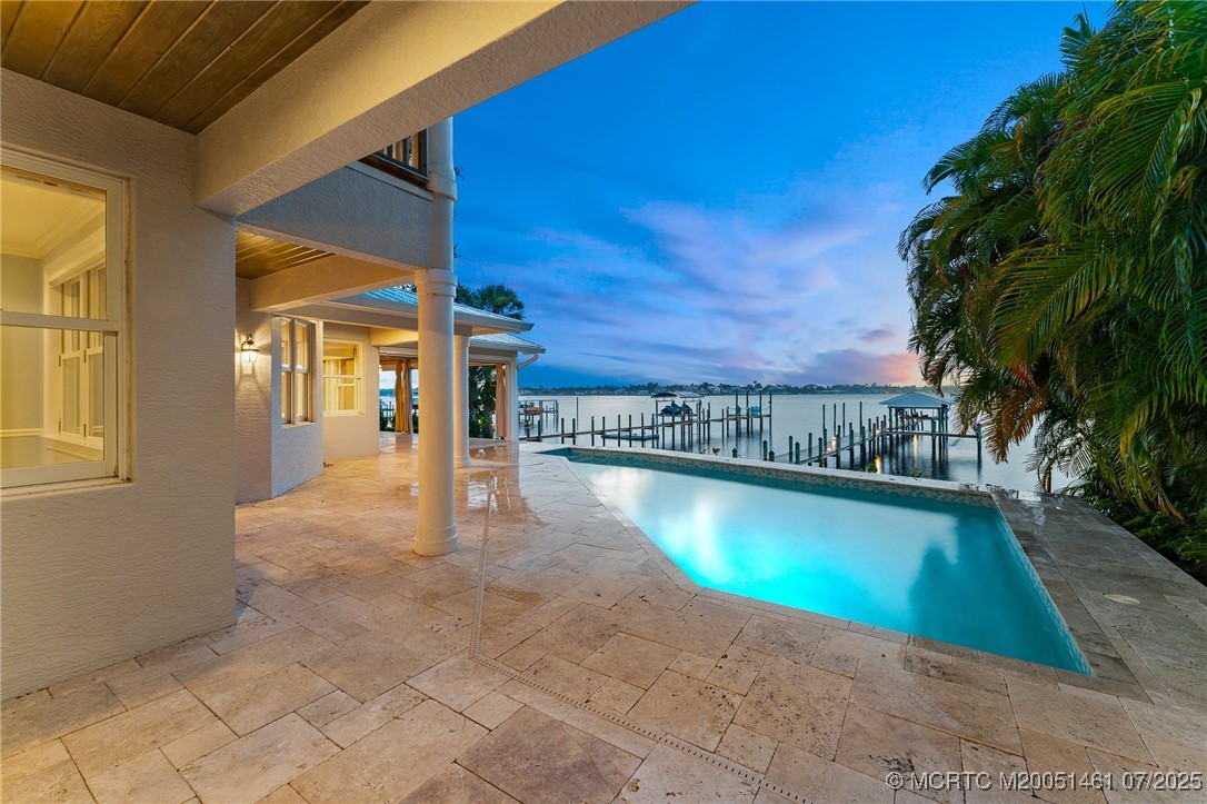 700 SW Saint Lucie Cres