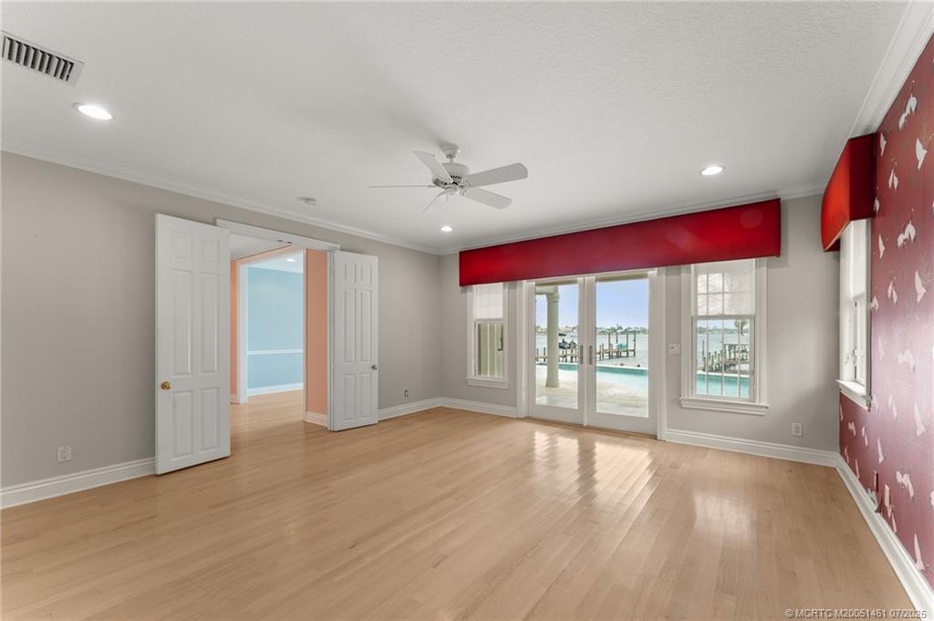 700 SW Saint Lucie Cres