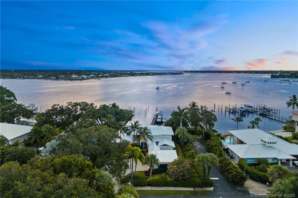 700 SW Saint Lucie Cres