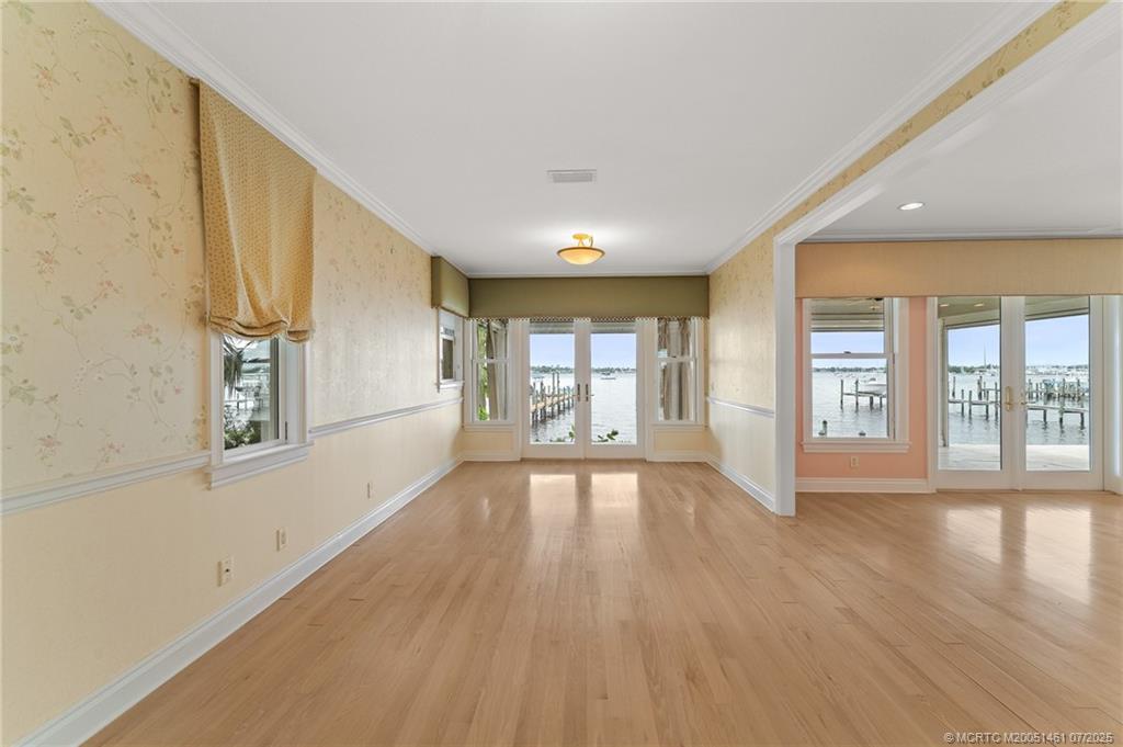 700 SW Saint Lucie Cres