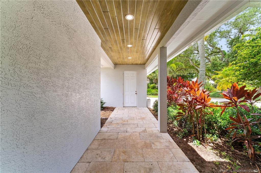 700 SW Saint Lucie Cres