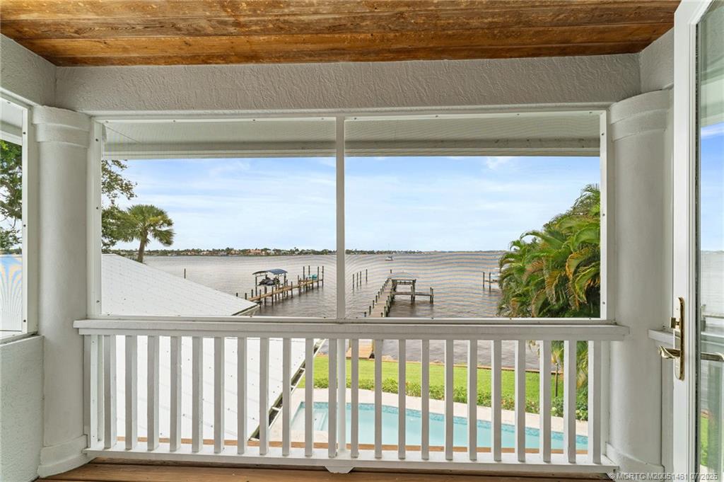 700 SW Saint Lucie Cres
