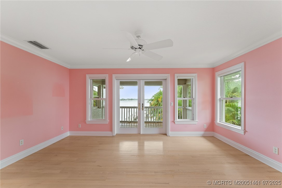 700 SW Saint Lucie Cres