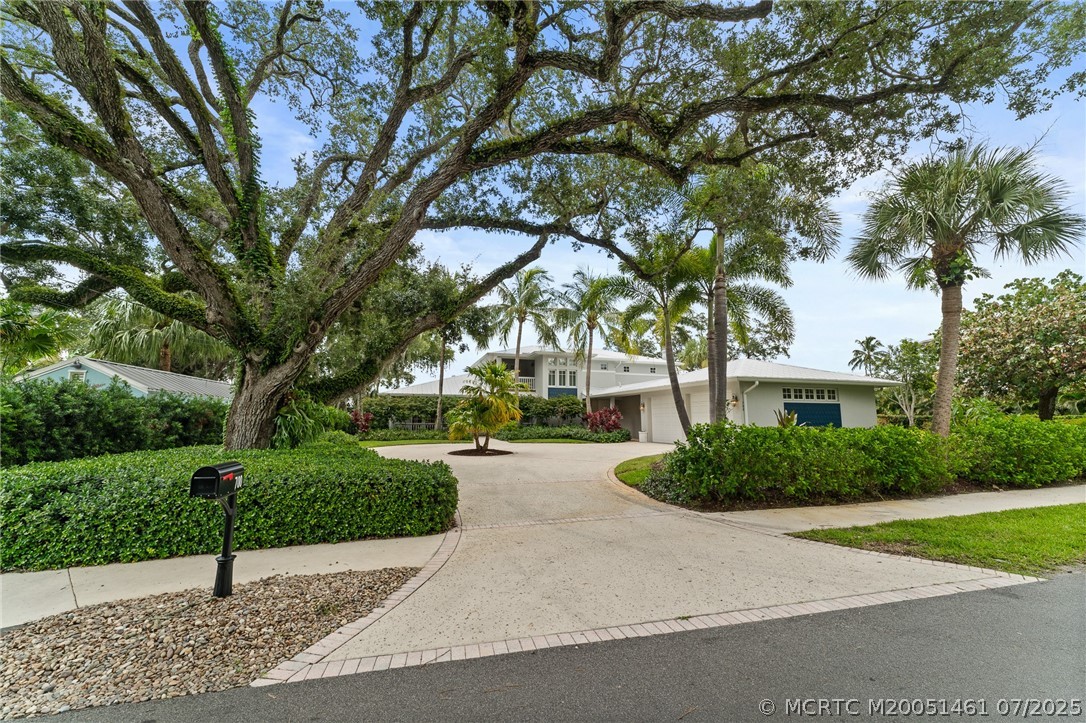 700 SW Saint Lucie Cres