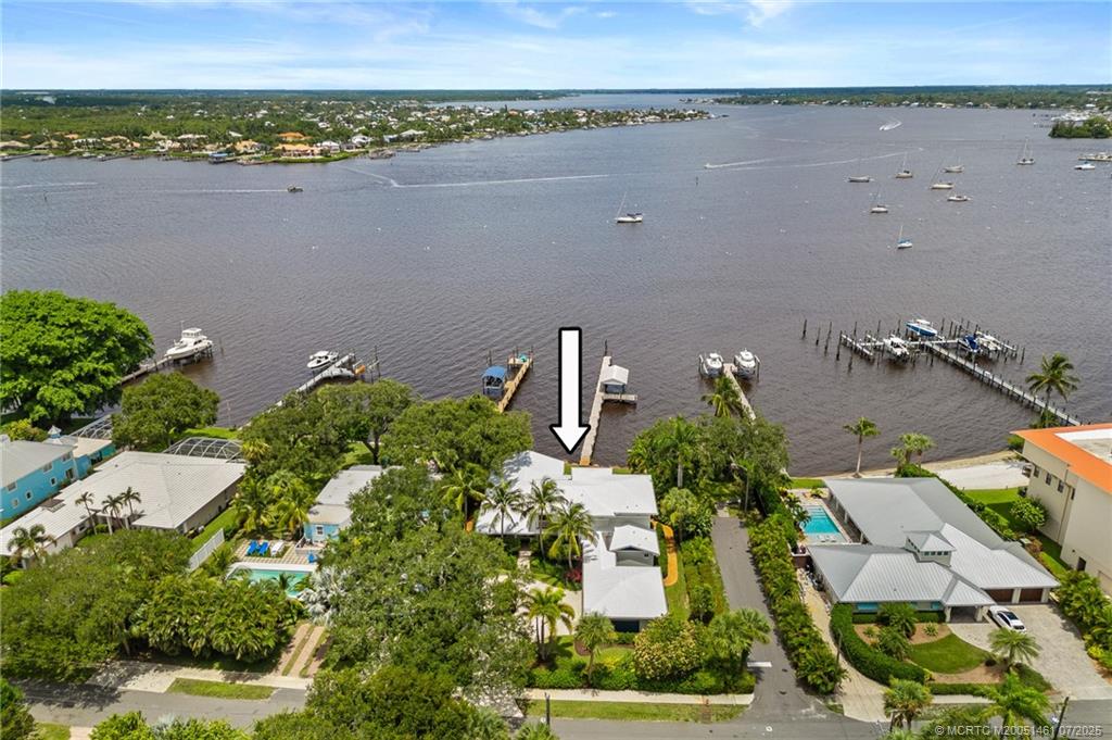 700 SW Saint Lucie Cres