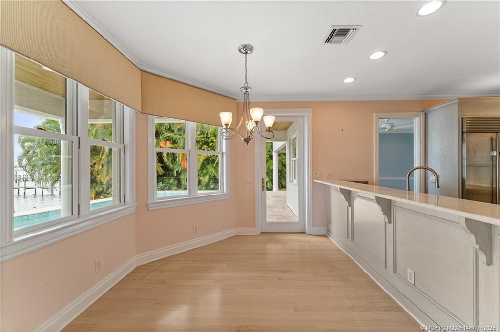 700 SW Saint Lucie Cres