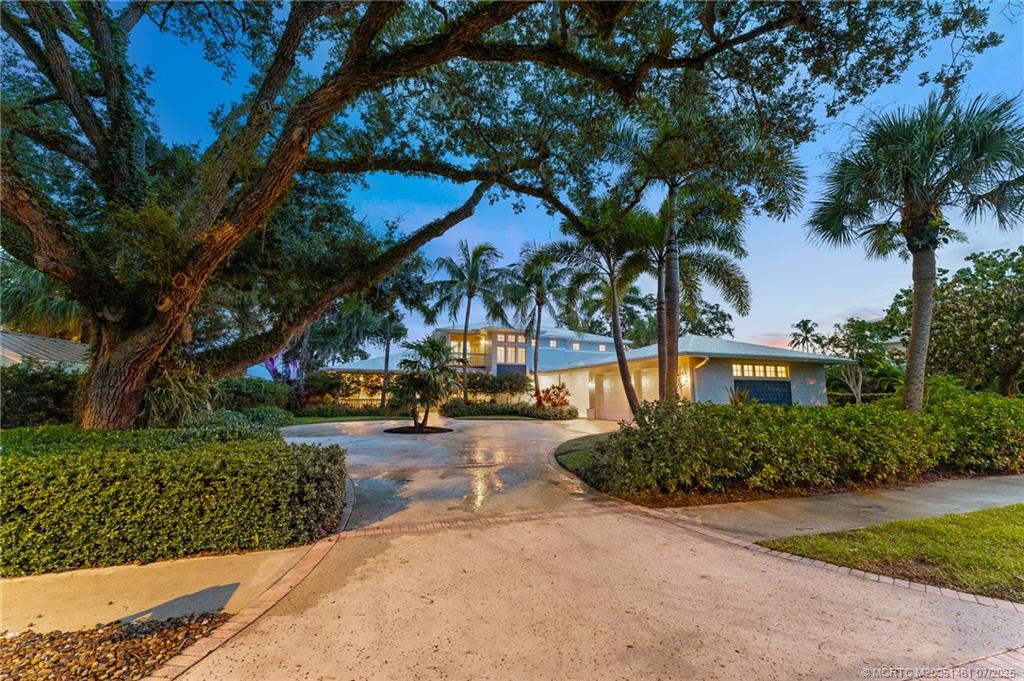 700 SW Saint Lucie Cres