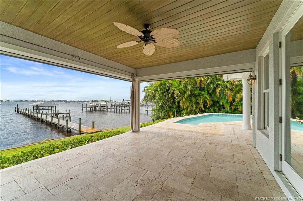 700 SW Saint Lucie Cres