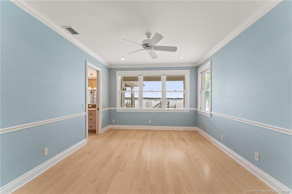 700 SW Saint Lucie Cres