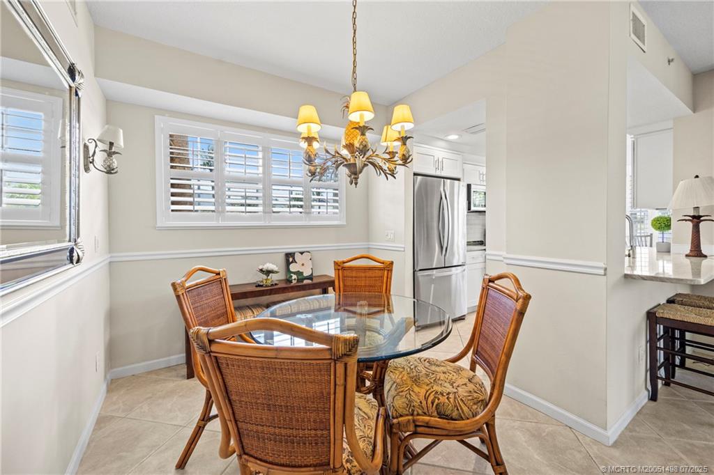 5799 NE Island Cove Way 1101