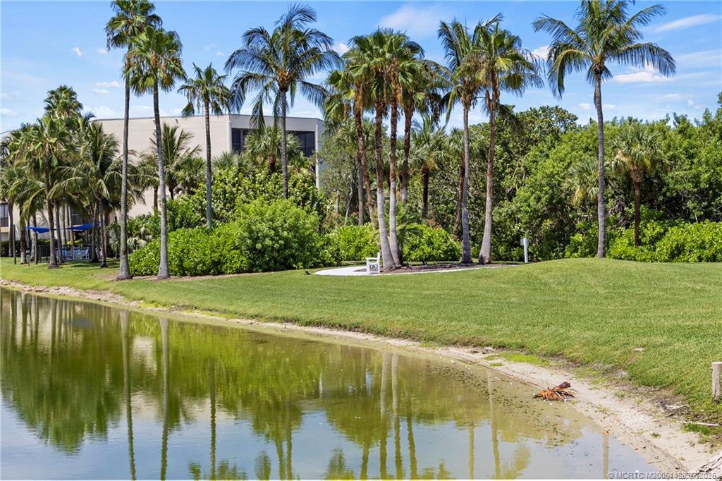 5799 NE Island Cove Way 1101