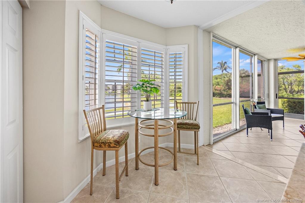 5799 NE Island Cove Way 1101