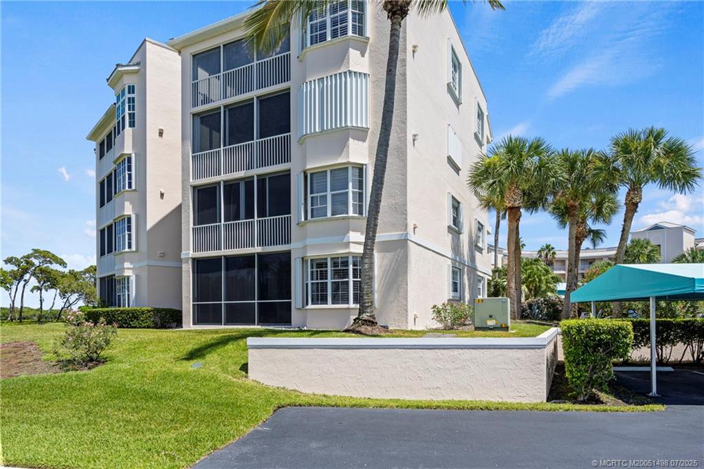 5799 NE Island Cove Way 1101