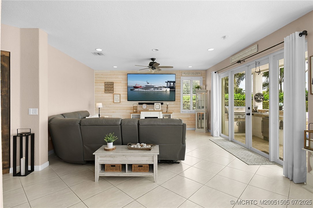 2101 Reston Circle