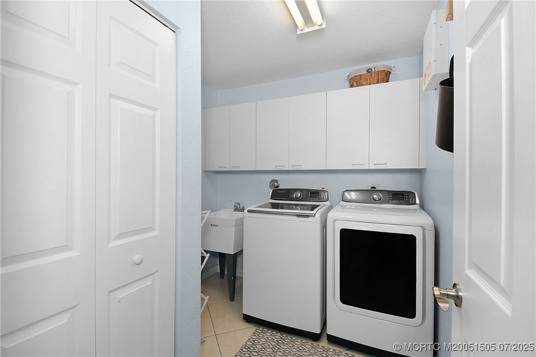 2101 Reston Circle