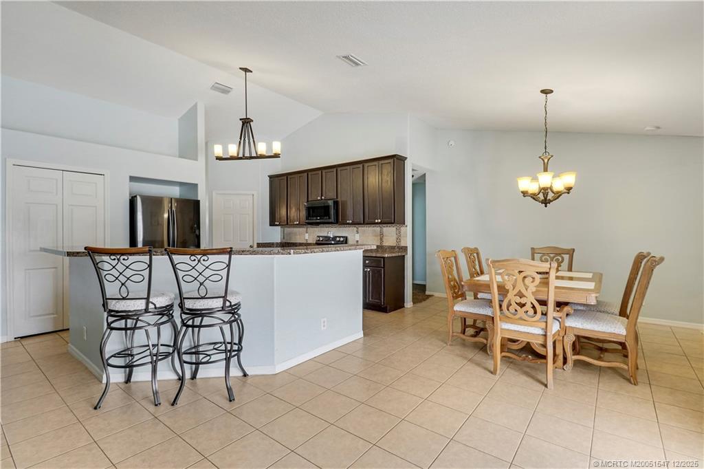 1761 SW Cinema Street