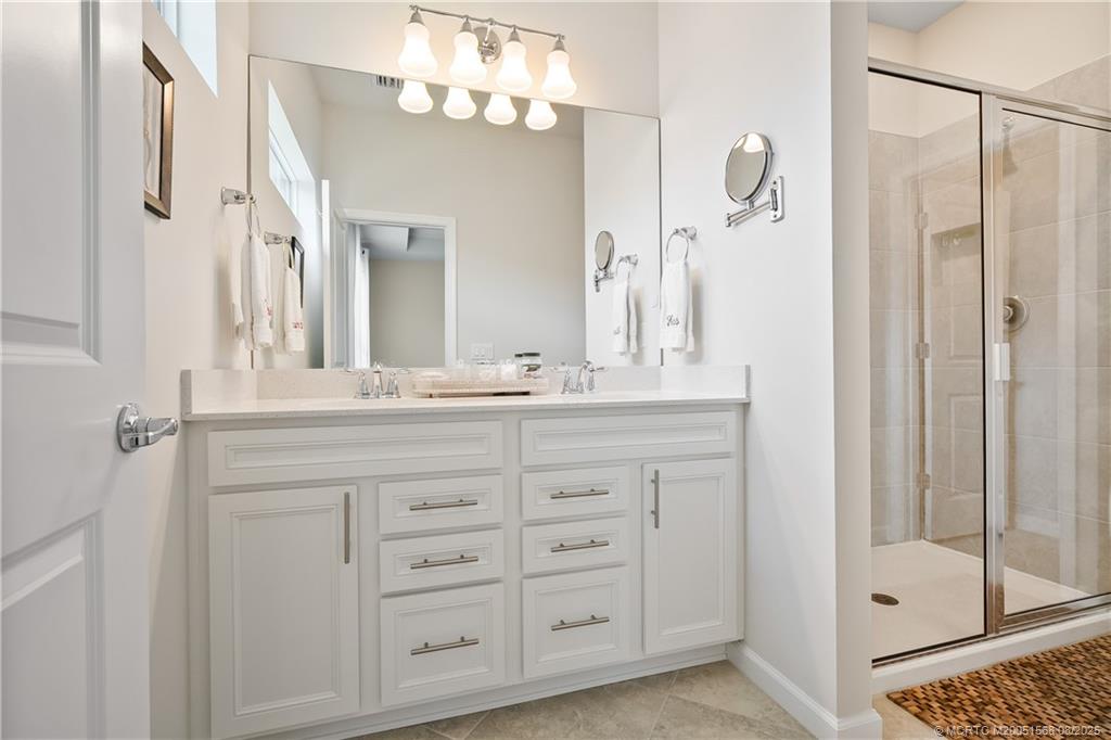 1806 SE Ocean Cove Way