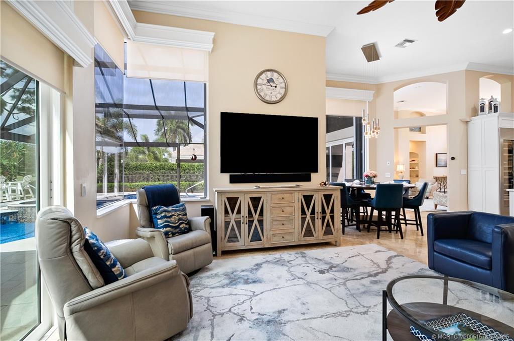 1518 SE Cypress Glen Way