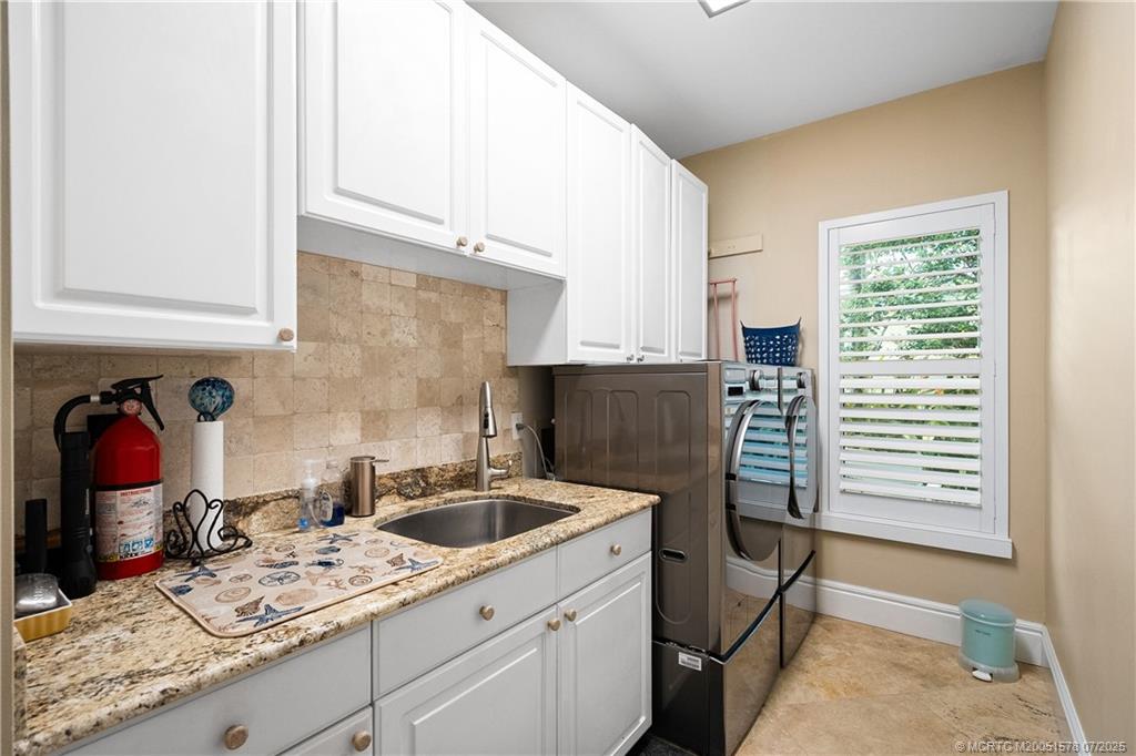 1518 SE Cypress Glen Way