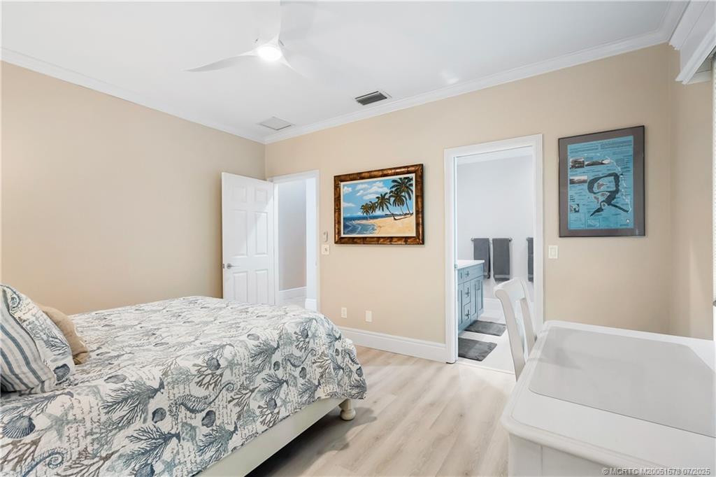 1518 SE Cypress Glen Way