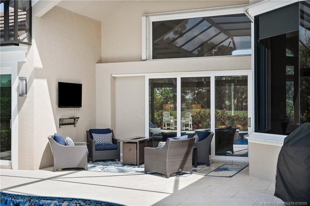 1518 SE Cypress Glen Way