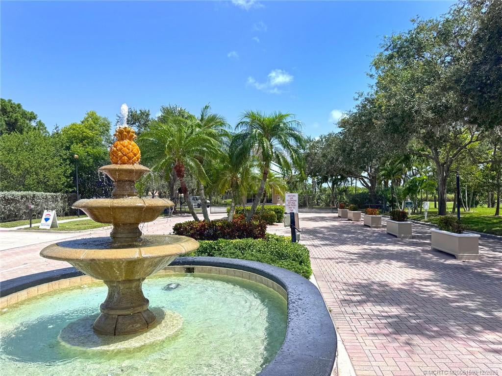 3689 NW Royal Oak Drive