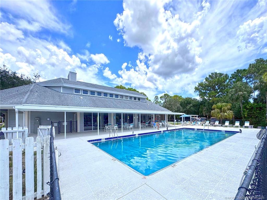 3867 SE Bluebill Place