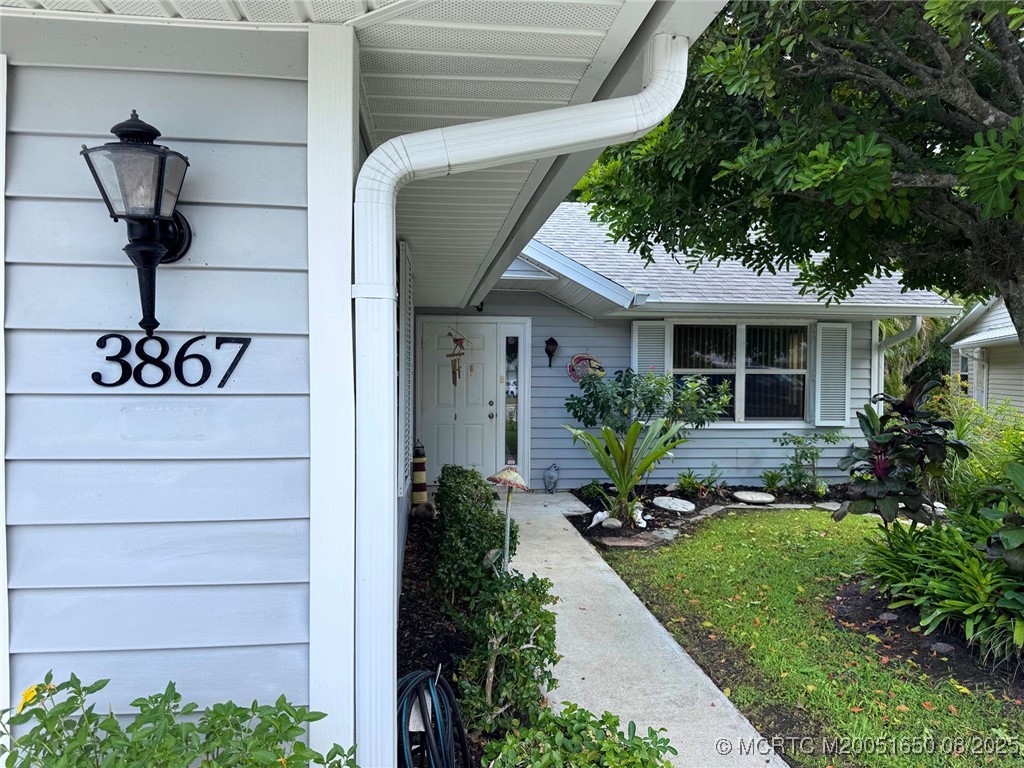 3867 SE Bluebill Place