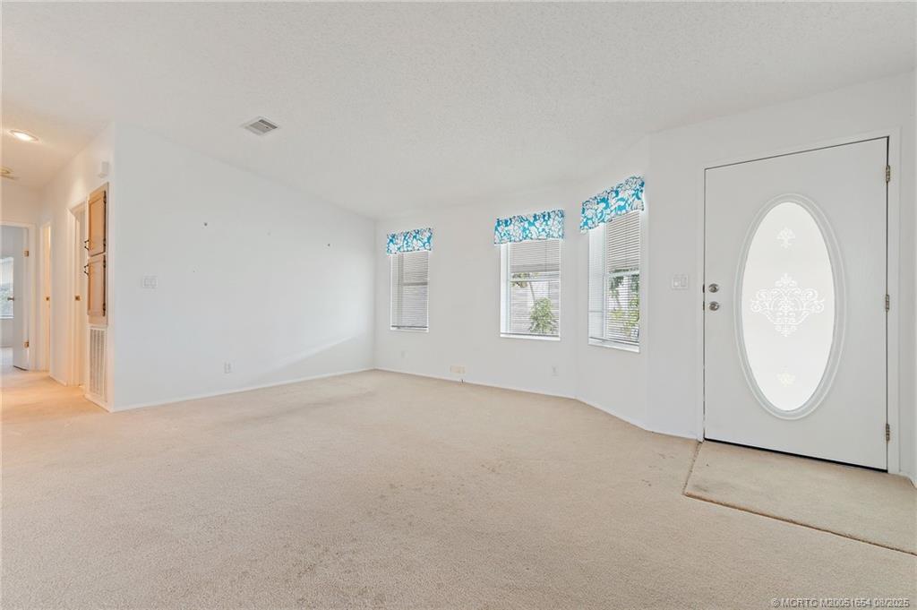 8913 SW Chevy Circle