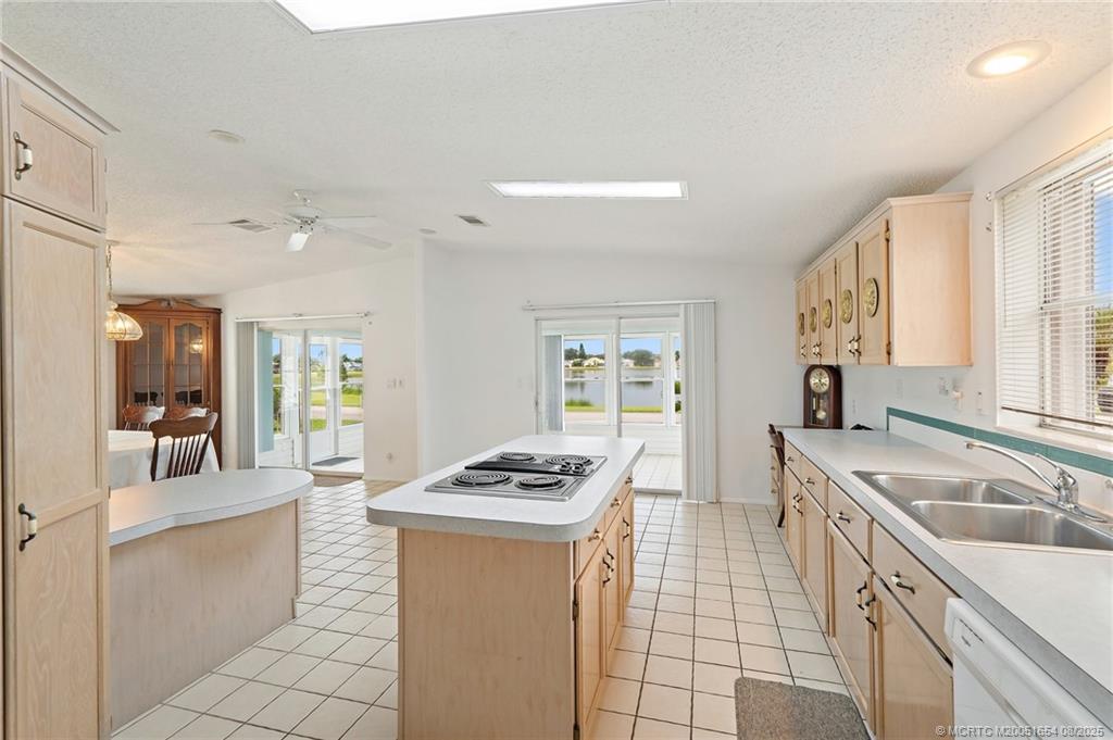 8913 SW Chevy Circle