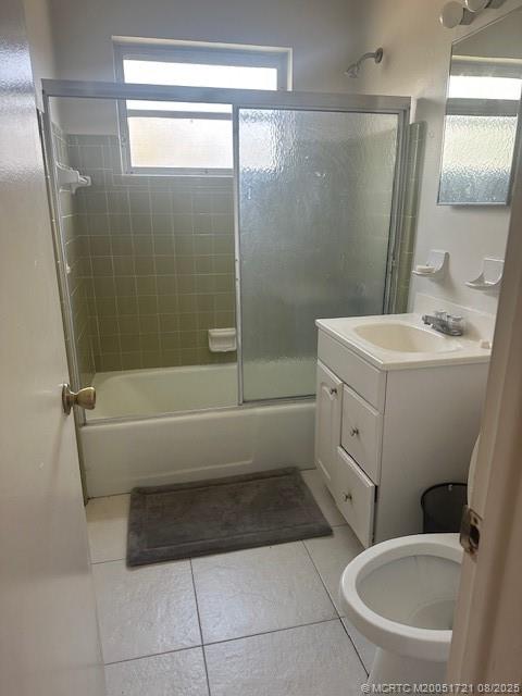 918 SE Dolphin Drive