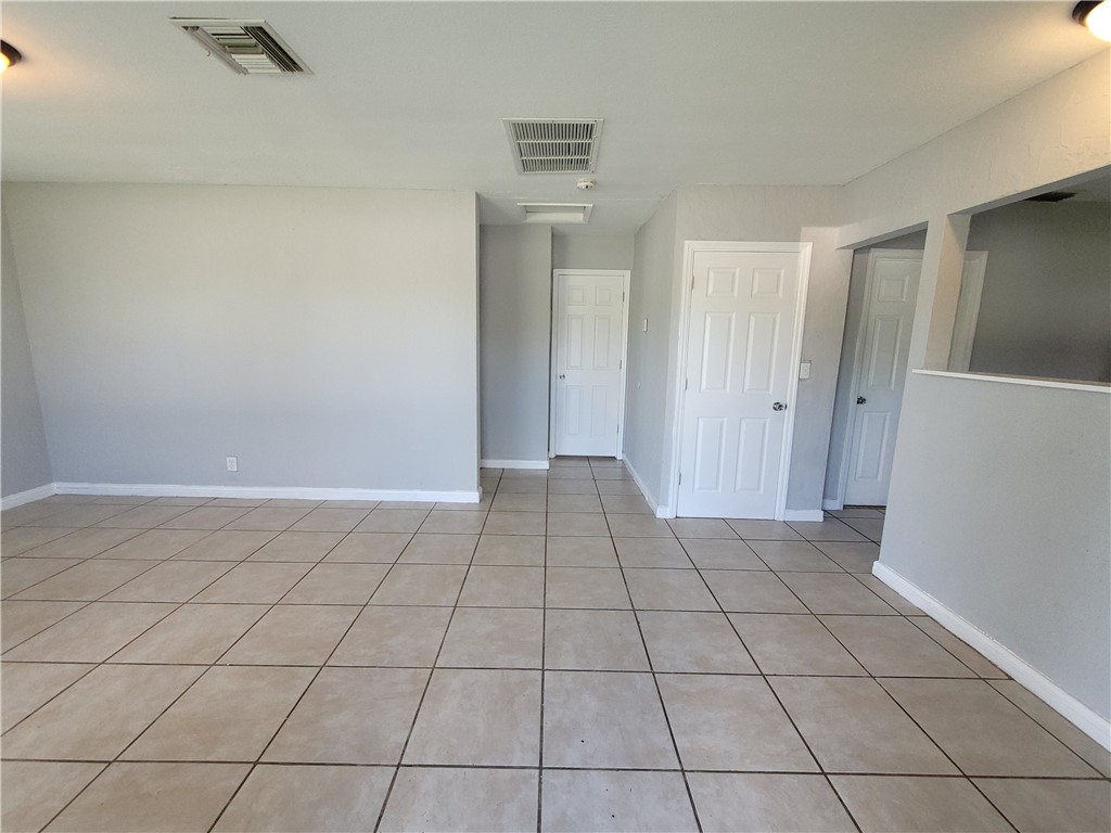10200 S Ocean Drive 608