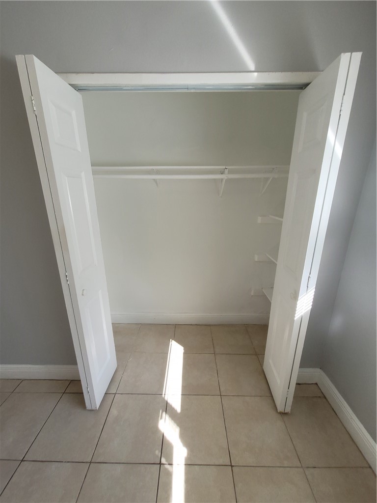 10200 S Ocean Drive 608