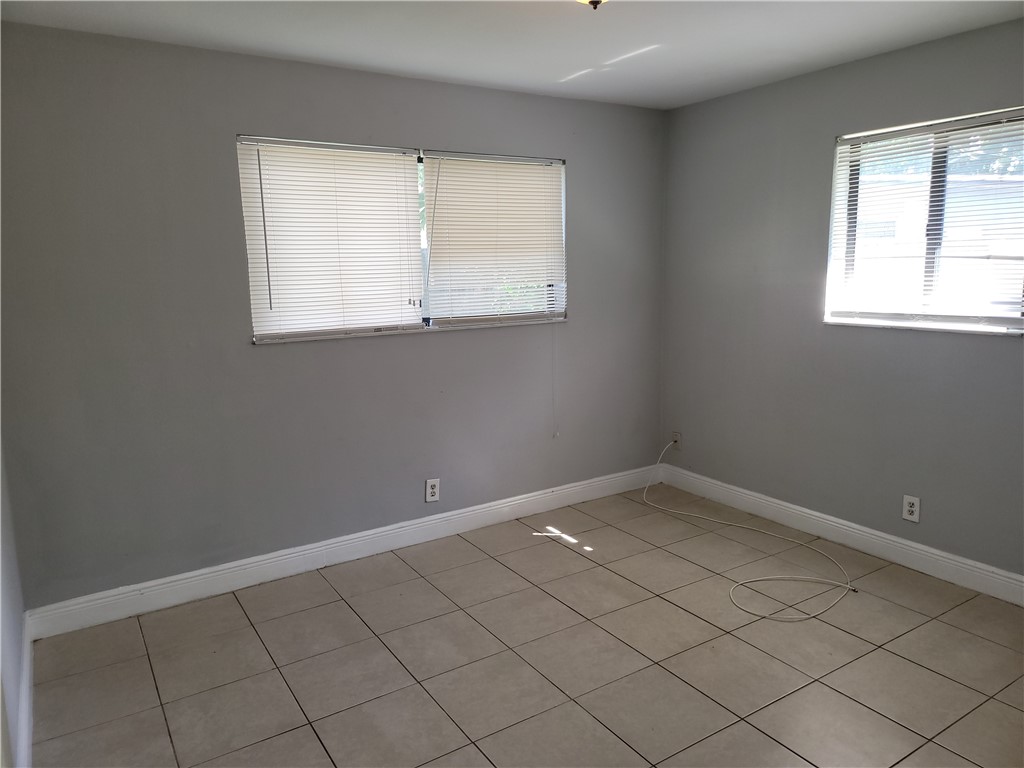 10200 S Ocean Drive 608