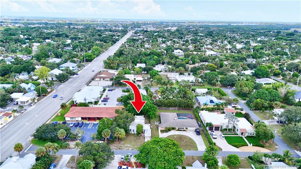 413 SE Hibiscus Avenue