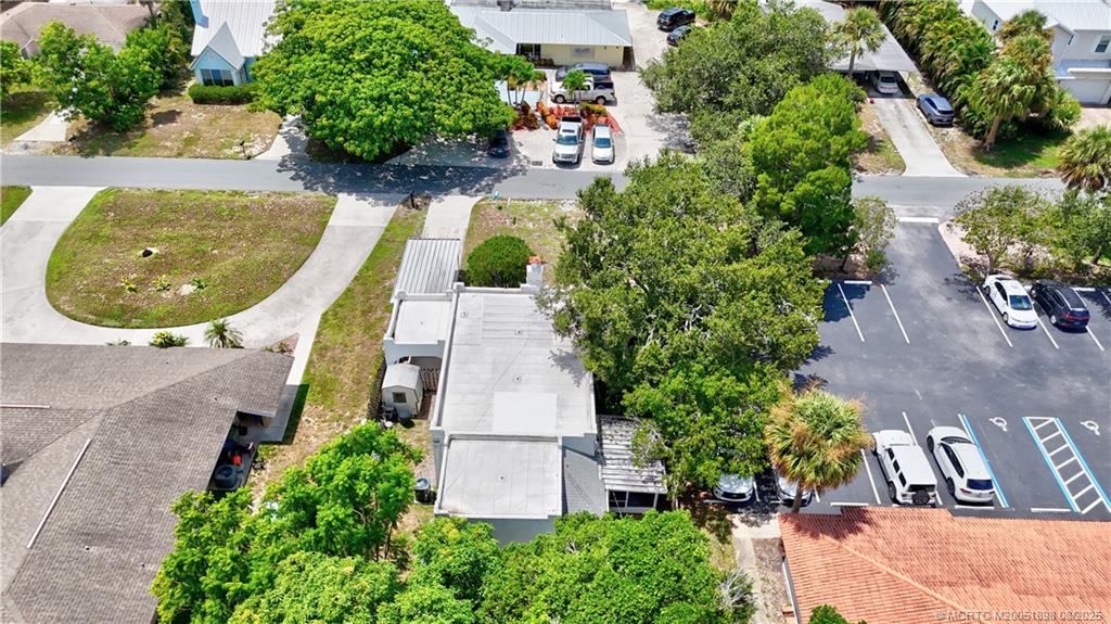 413 SE Hibiscus Avenue