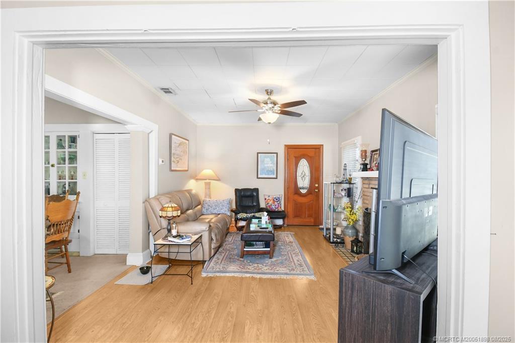 413 SE Hibiscus Avenue