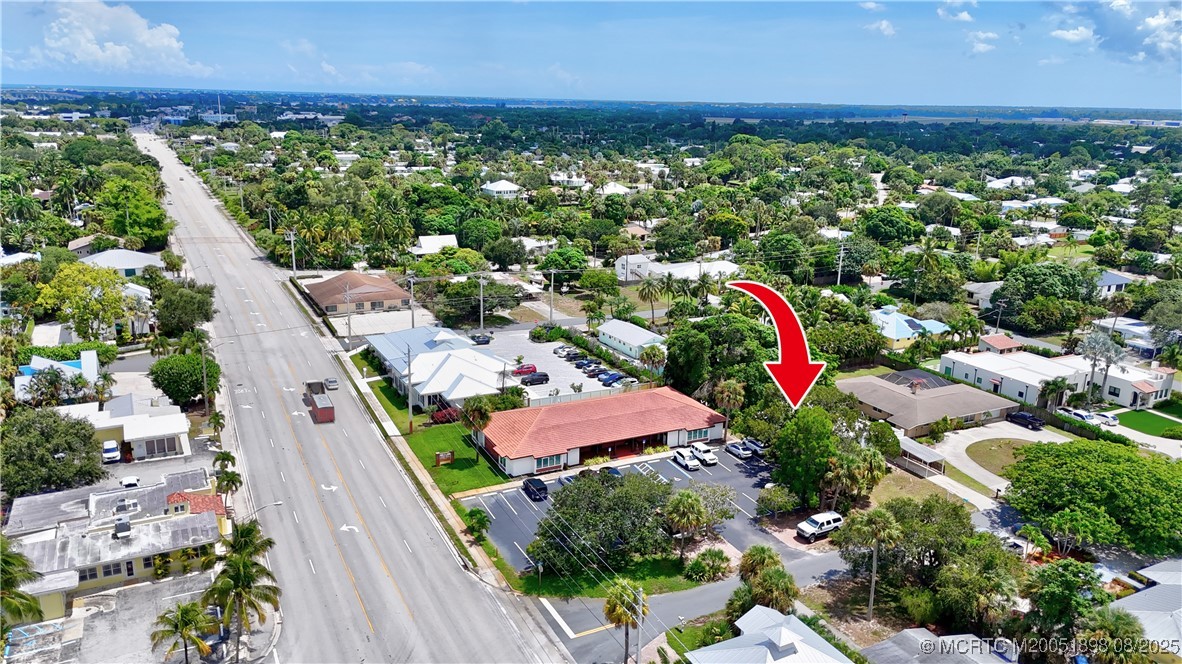 413 SE Hibiscus Avenue