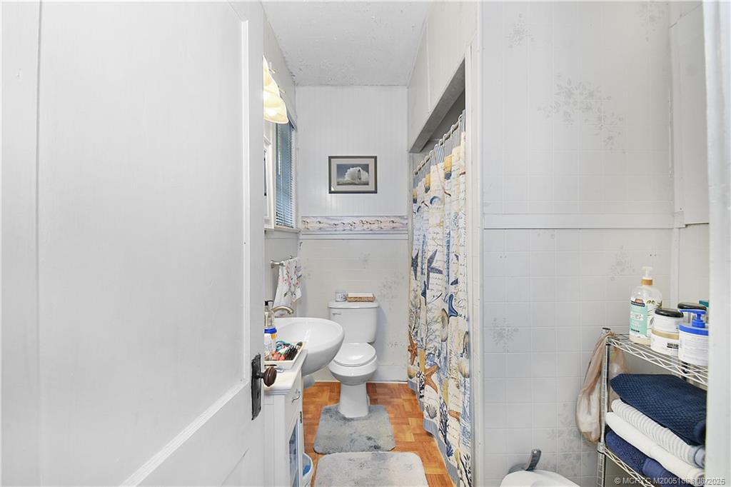 413 SE Hibiscus Avenue