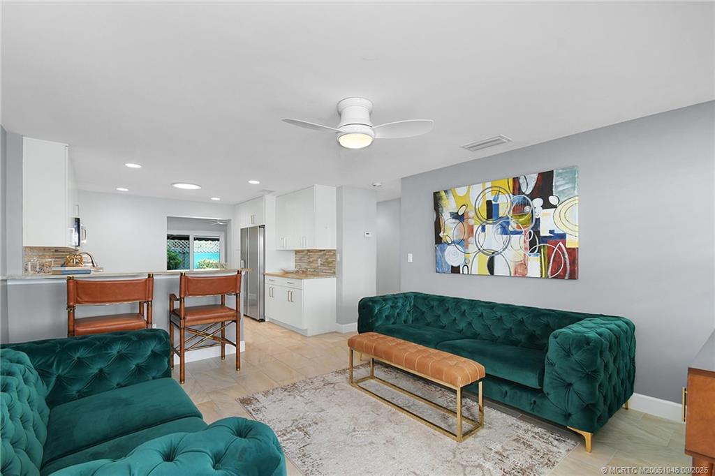 159 SE Sailfish Lane