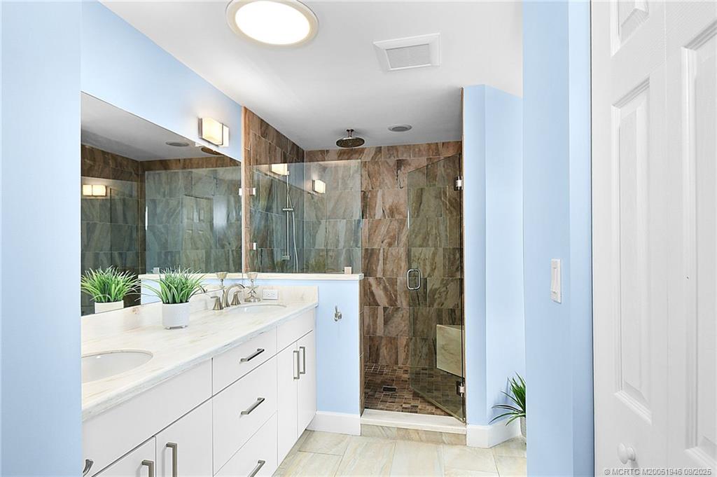 159 SE Sailfish Lane