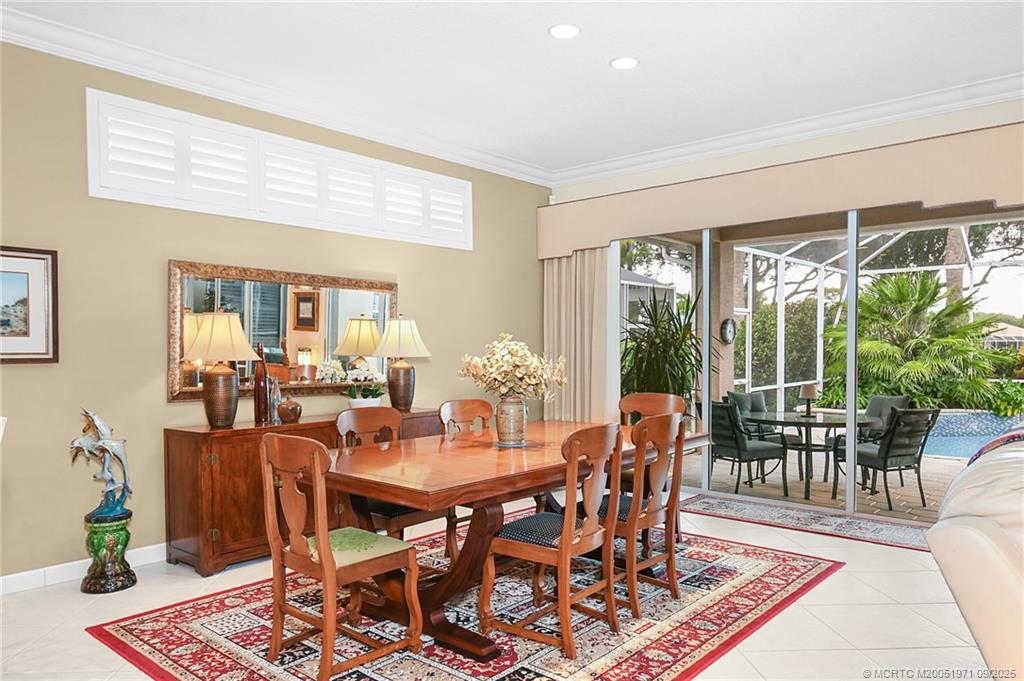 4332 SE Coventry Lane