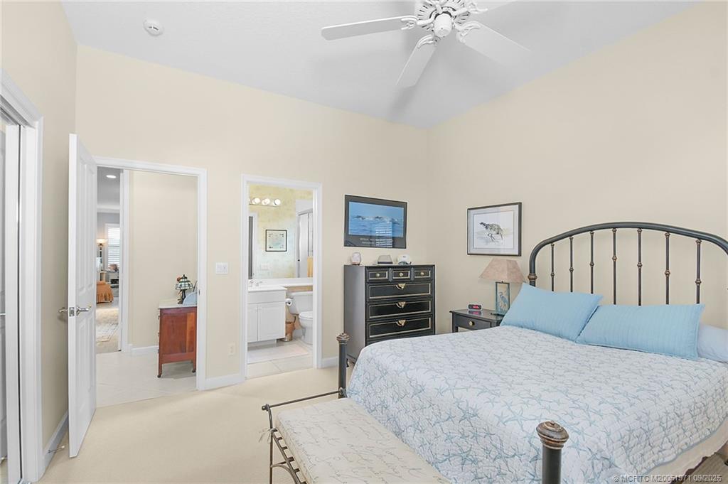 4332 SE Coventry Lane