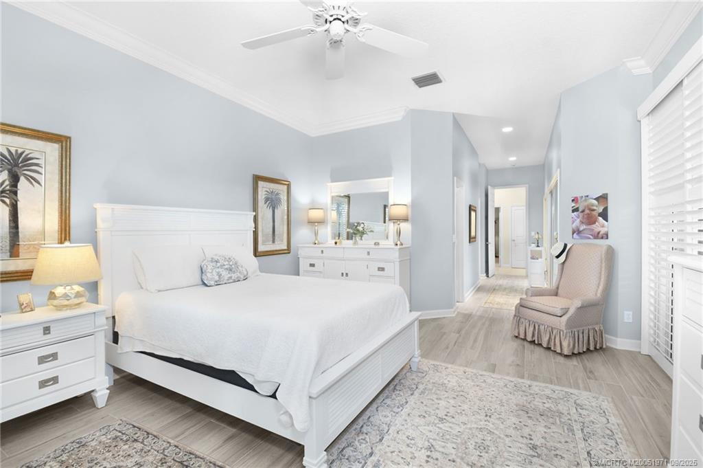 4332 SE Coventry Lane