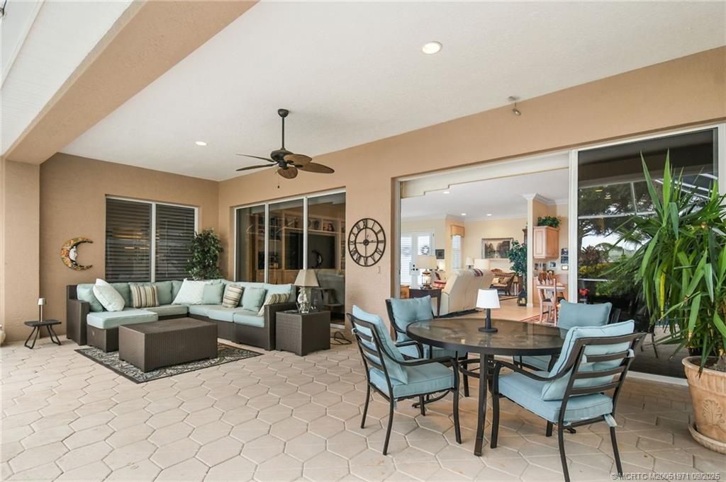 4332 SE Coventry Lane