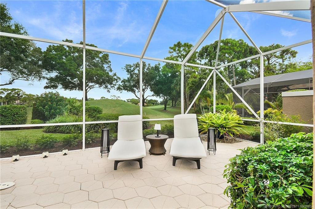 4332 SE Coventry Lane