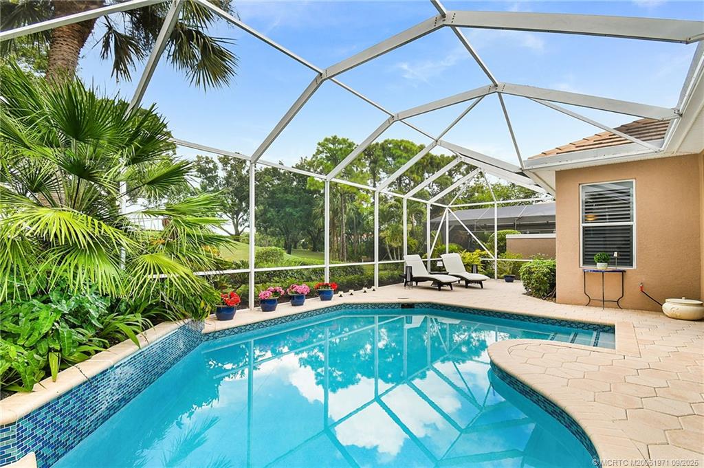 4332 SE Coventry Lane