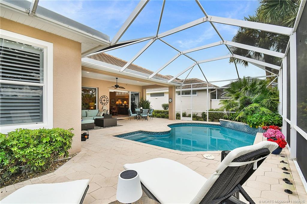 4332 SE Coventry Lane