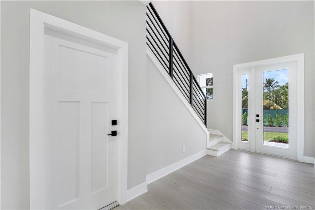 1023 NE Orange Avenue